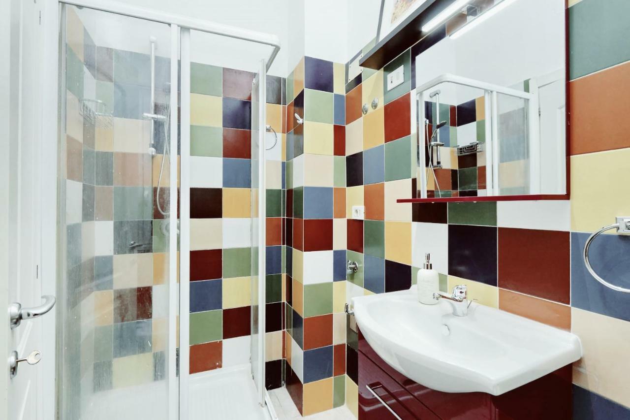 Bbhome Trastevere Station White Chic Apartment Roma Ngoại thất bức ảnh